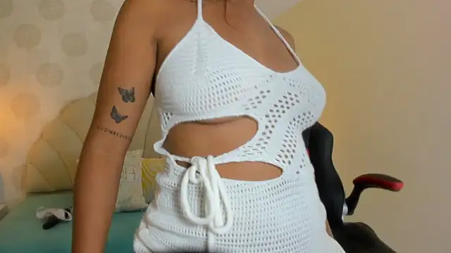 Snapshot of JOLIEBENSON1 chatting on January 5, 2026, 7:28 pm JOLIEBENSON1 online show from January 5, 2026, 7:28 pm