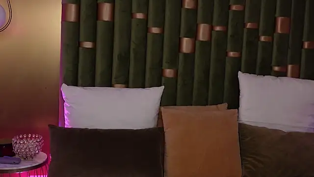 AmeliaAngel online show from April 15, 2026, 4:51 am