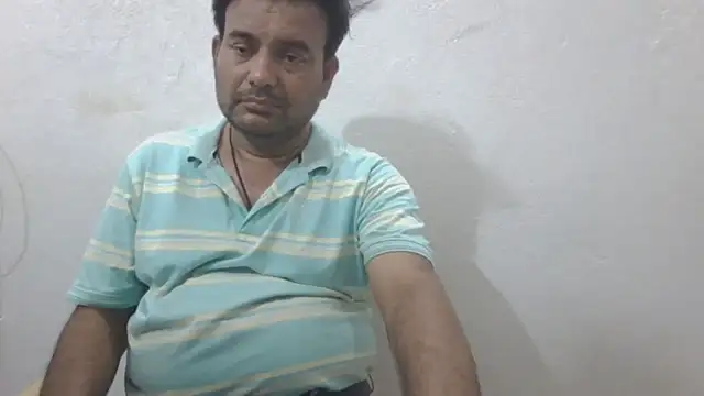 Snapshot of KUMA_500 chatting on May 31, 2026, 1:17 pm KUMA 500 online show from May 31, 2026, 1:17 pm