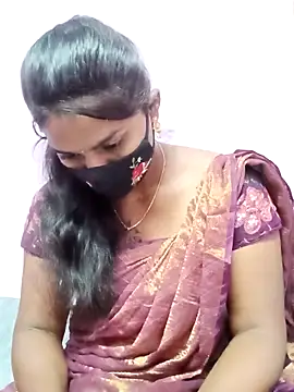 Snapshot of Tamil_Hot_Anu chatting on February 28, 2026, 4:45 am Tamil Hot Anu online show from February 28, 2026, 4:45 am