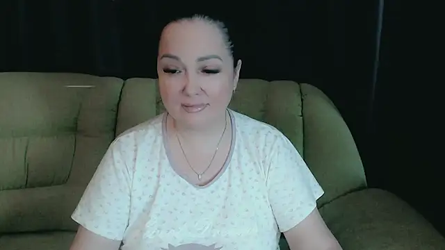 infinity loveliness online show from February 8, 2026, 9:29 am