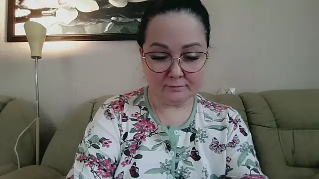 infinity loveliness online show from April 12, 2026, 9:34 am