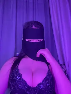 Layano online show from February 24, 2026, 7:20 am