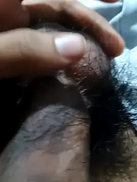 Javi464  online show from April 12, 2026, 5:11 am