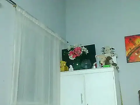 fetichefantasi24cm online show from January 15, 2026, 12:25 am