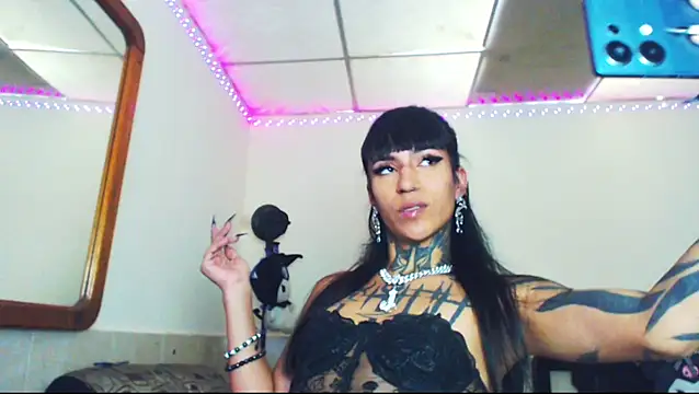 Snapshot of jazmin_wolf chatting on July 1, 2026, 5:46 pm jazmin wolf online show from July 1, 2026, 5:46 pm