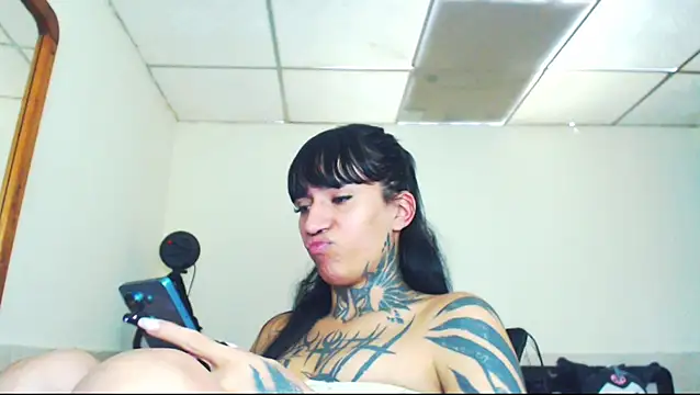 Snapshot of jazmin_wolf chatting on May 29, 2026, 5:08 pm jazmin wolf online show from May 29, 2026, 5:08 pm