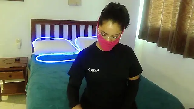 Snapshot of cubomarina chatting on January 10, 2026, 8:48 pm cubomarina online show from January 10, 2026, 8:48 pm