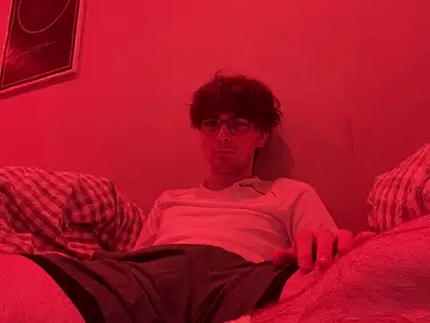 hentyX online show from January 12, 2026, 8:25 pm