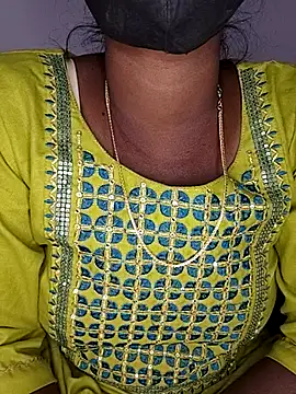 Snapshot of PRAPTITELUGU chatting on January 9, 2026, 7:26 am PRAPTITELUGU online show from January 9, 2026, 7:26 am