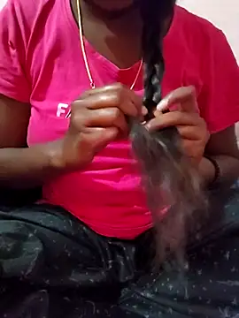 Snapshot of PRAPTITELUGU chatting on January 12, 2026, 8:10 am PRAPTITELUGU online show from January 12, 2026, 8:10 am