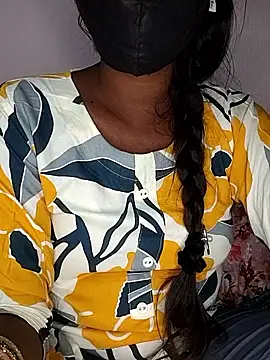 Snapshot of PRAPTITELUGU chatting on January 14, 2026, 7:45 am PRAPTITELUGU online show from January 14, 2026, 7:45 am