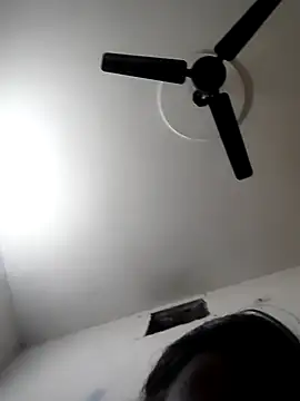 Snapshot of NOOR-PARI chatting on April 10, 2026, 6:31 am NOOR-PARI online show from April 10, 2026, 6:31 am