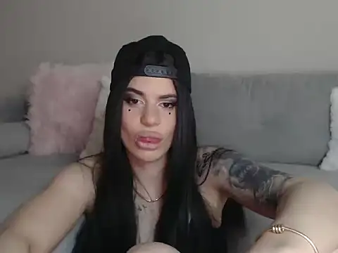 SaintAless online show from January 5, 2026, 8:56 pm