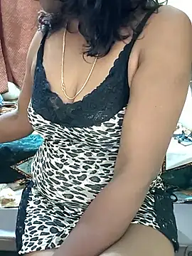 Meena Meenakshi online show from March 5, 2026, 5:59 am