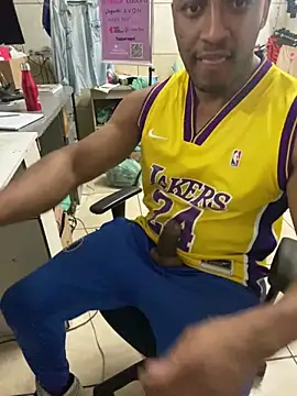 Betobob online show from February 10, 2026, 11:37 pm