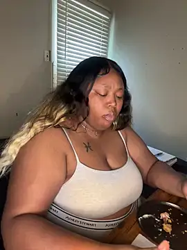 Chocolatebunnyxx96 online show from March 22, 2026, 4:08 pm