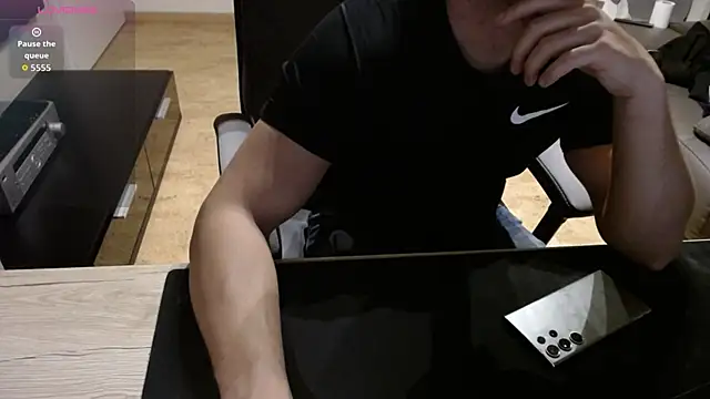 sensualman90 online show from March 13, 2026, 11:10 pm