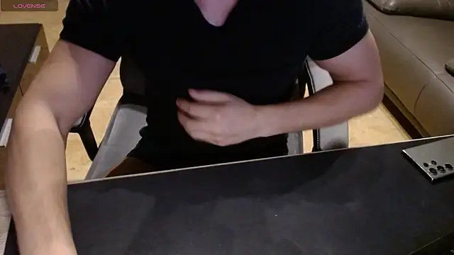 sensualman90 online show from February 7, 2026, 9:12 pm