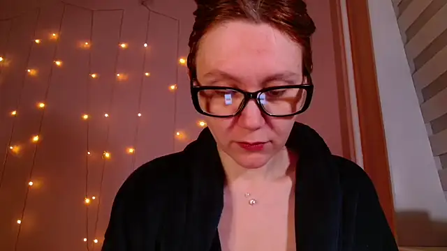 MelanyOxx online show from January 19, 2026, 12:14 am