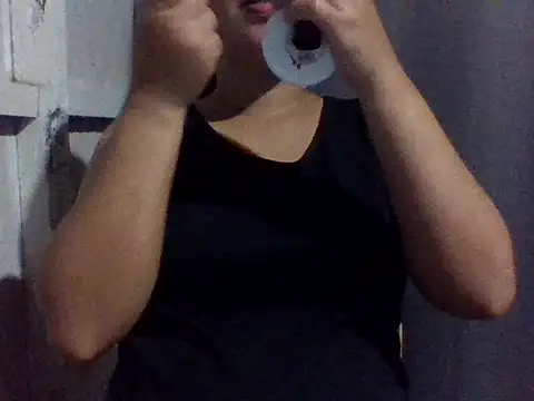 sweetprinces08 online show from March 27, 2026, 11:44 am