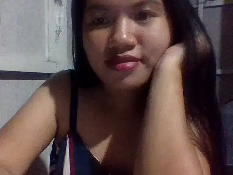 sweetprinces08 online show from February 18, 2026, 5:31 pm