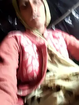 Bhavna8080 online show from January 15, 2026, 12:19 pm