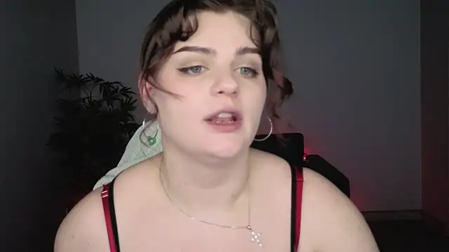 MilkyPop  online show from April 18, 2026, 9:22 am