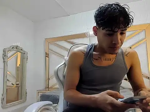 Snapshot of MaxStar26 chatting on January 13, 2026, 2:54 pm MaxStar26 online show from January 13, 2026, 2:54 pm