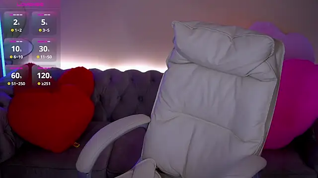 AlexaFleur online show from February 18, 2026, 1:51 pm