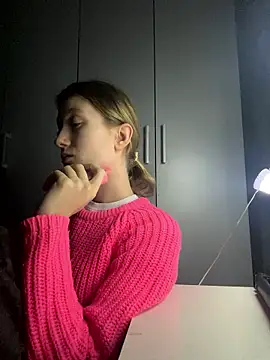 LisaWhitexz online show from January 7, 2026, 5:29 pm