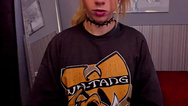 vicky fant4sy online show from March 18, 2026, 1:57 pm