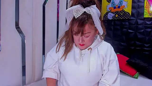 Snapshot of Meriland_HH chatting on February 20, 2026, 12:18 pm Meriland HH online show from February 20, 2026, 12:18 pm