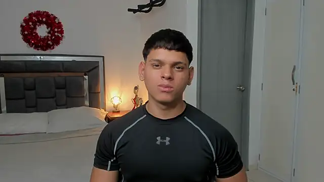 stefan leenox online show from April 24, 2026, 8:22 pm