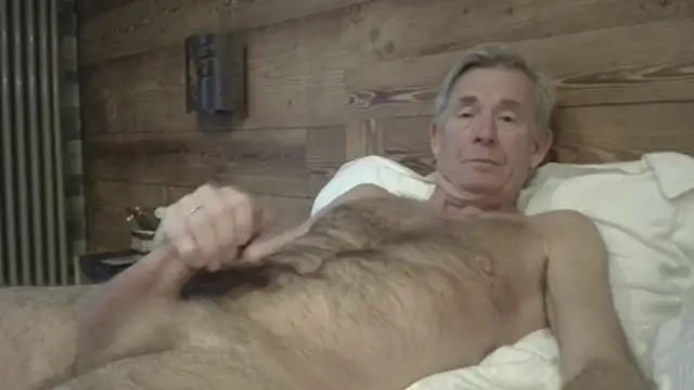 Snapshot of Pierre4tjyxx chatting on February 10, 2026, 4:17 pm Pierre4tjyxx online show from February 10, 2026, 4:17 pm