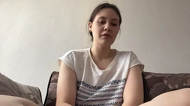 LanaLive online show from April 17, 2026, 7:11 am