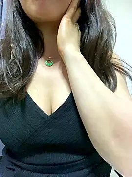 69 yuna 69 online show from January 9, 2026, 10:22 am