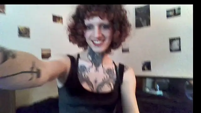 gracelustxx online show from February 15, 2026, 2:38 pm