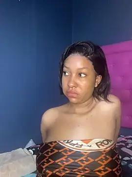 Snapshot of Creamy_bitchxxx chatting on February 8, 2026, 4:21 am Creamy bitchxxx online show from February 8, 2026, 4:21 am