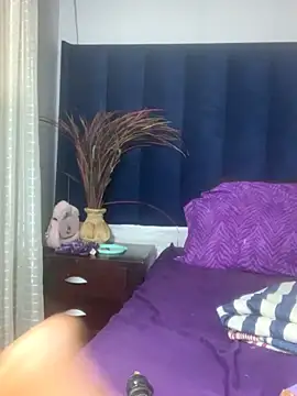 Snapshot of Creamy_bitchxxx chatting on March 1, 2026, 1:55 pm Creamy bitchxxx online show from March 1, 2026, 1:55 pm