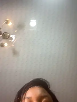 Snapshot of Creamy_bitchxxx chatting on February 6, 2026, 1:01 am Creamy bitchxxx online show from February 6, 2026, 1:01 am