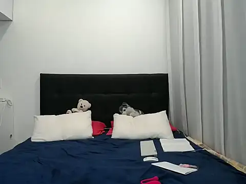 july fucha online show from February 25, 2026, 12:11 am