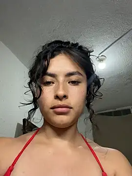 Snapshot of auroramooon chatting on February 18, 2026, 1:58 am auroramooon online show from February 18, 2026, 1:58 am