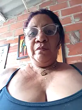 Sammylatinaxxx online show from May 3, 2026, 6:00 pm