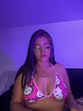 queen of you heart online show from April 2, 2026, 6:03 pm