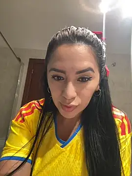 nataliia queen  online show from June 18, 2026, 12:31 am