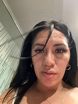 nataliia queen  online show from August 7, 2026, 12:38 am