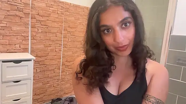 fayfay21xh online show from May 1, 2026, 7:52 pm