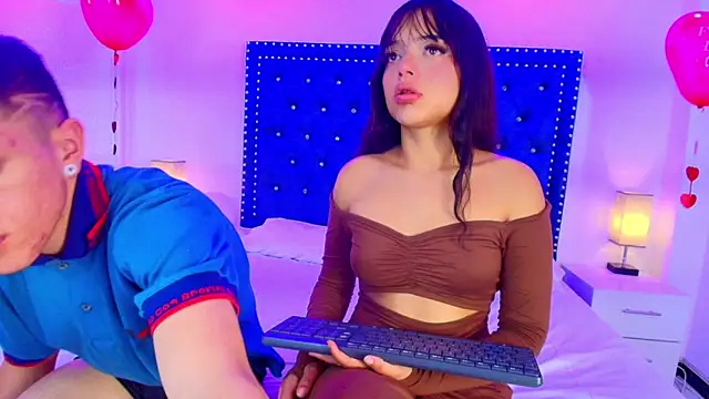 Snapshot of Vero_and_stive chatting on February 11, 2026, 7:03 pm Vero and stive online show from February 11, 2026, 7:03 pm