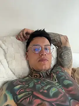 Snapshot of Chrissblack chatting on February 24, 2026, 5:58 pm Chrissblack online show from February 24, 2026, 5:58 pm